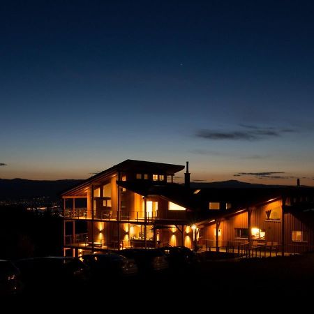Myra Canyon Lodge Kelowna Buitenkant foto