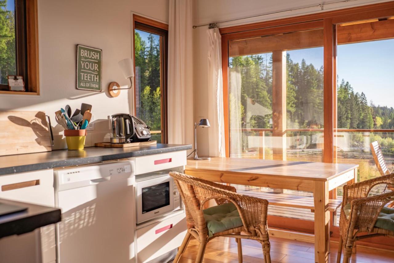 Myra Canyon Lodge Kelowna Buitenkant foto